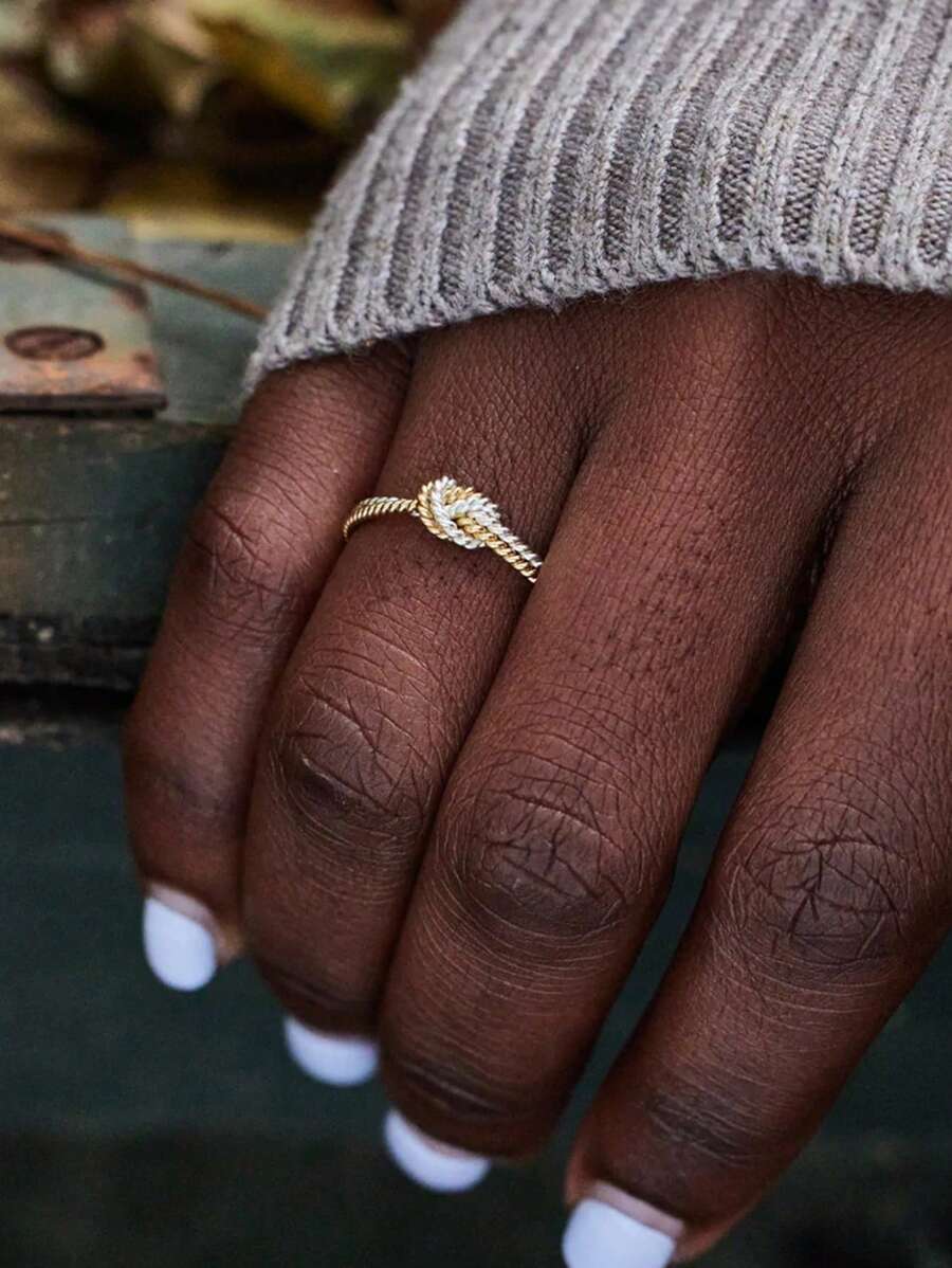 Knotted Two Toned Ring - Image 2