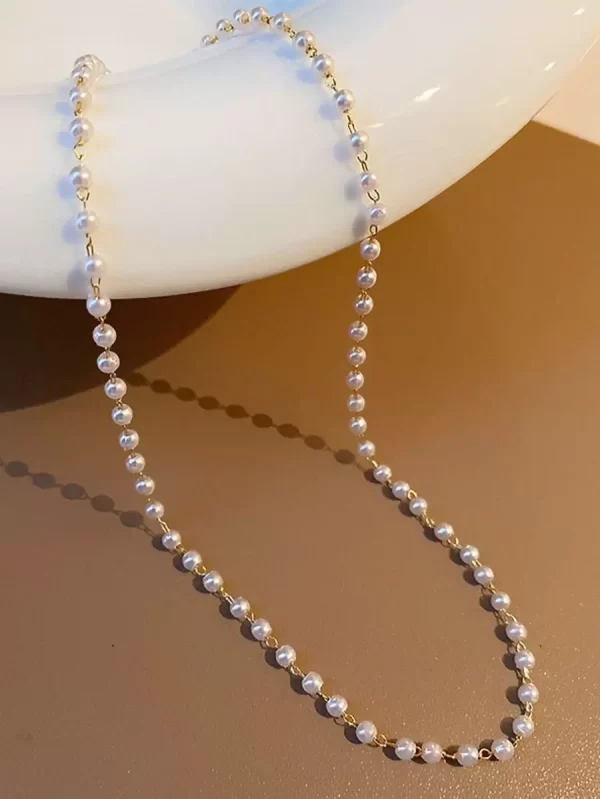 Faux Pearl Beaded Choker - Image 3