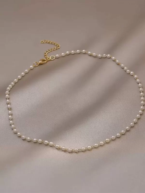 Faux Pearl Beaded Choker