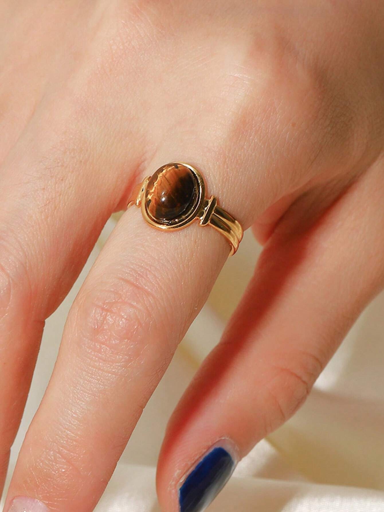 Vintage Oval Tiger Eye Gemstone Open Ring - Image 3
